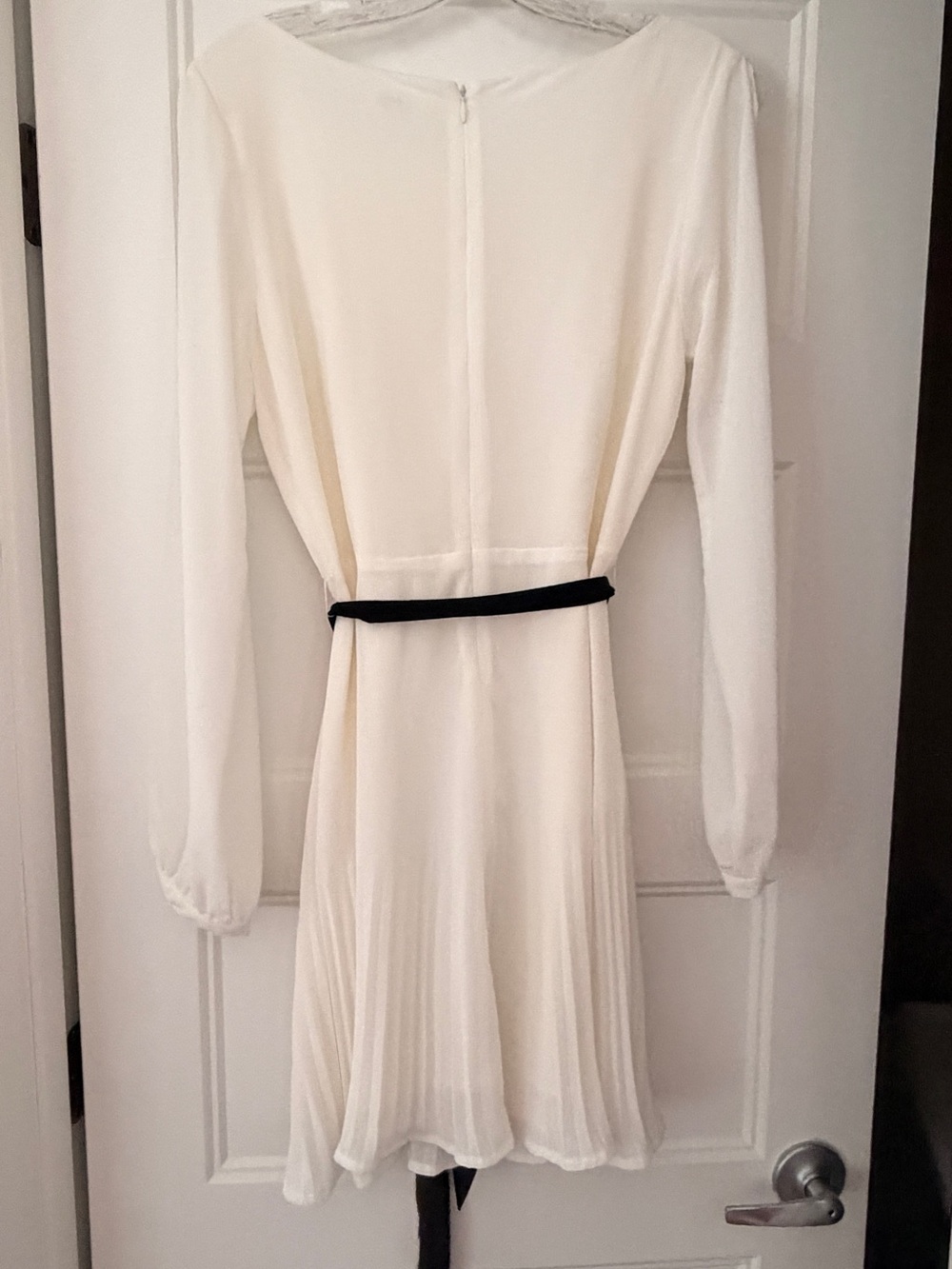 BB Dakota Cream Long-Sleeve Pleated Dress with Black Waist Tie - Picture 4 of 4